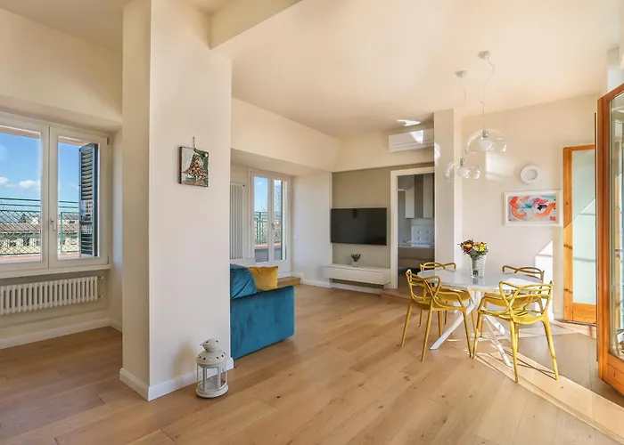 Penthouse With Big Terrace In Oltrarno